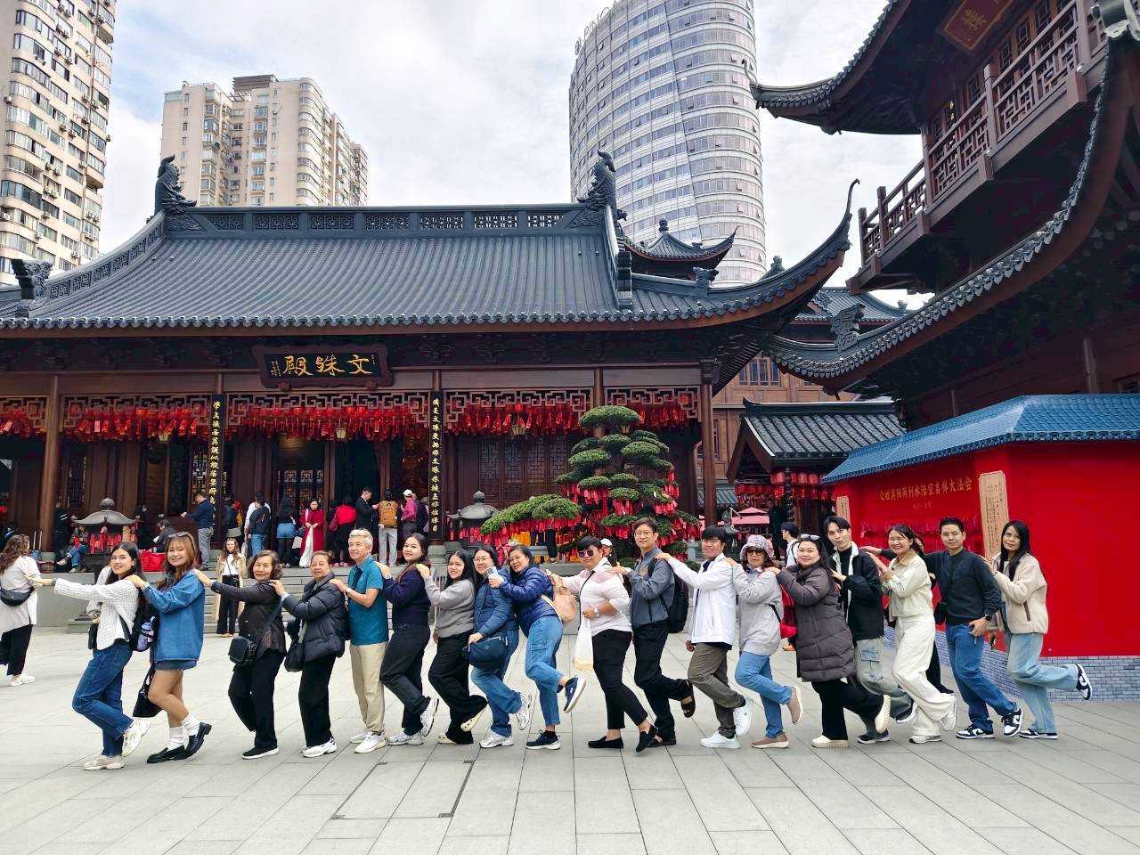 หลักสูตร MBA คณะอุตสาหกรรมและเทคโนโลยี เปิดประสบการณ์ศึกษาดูงานเมกะโปรเจกต์และนวัตกรรมธุรกิจ ณ มหานครเซี่ยงไฮ้