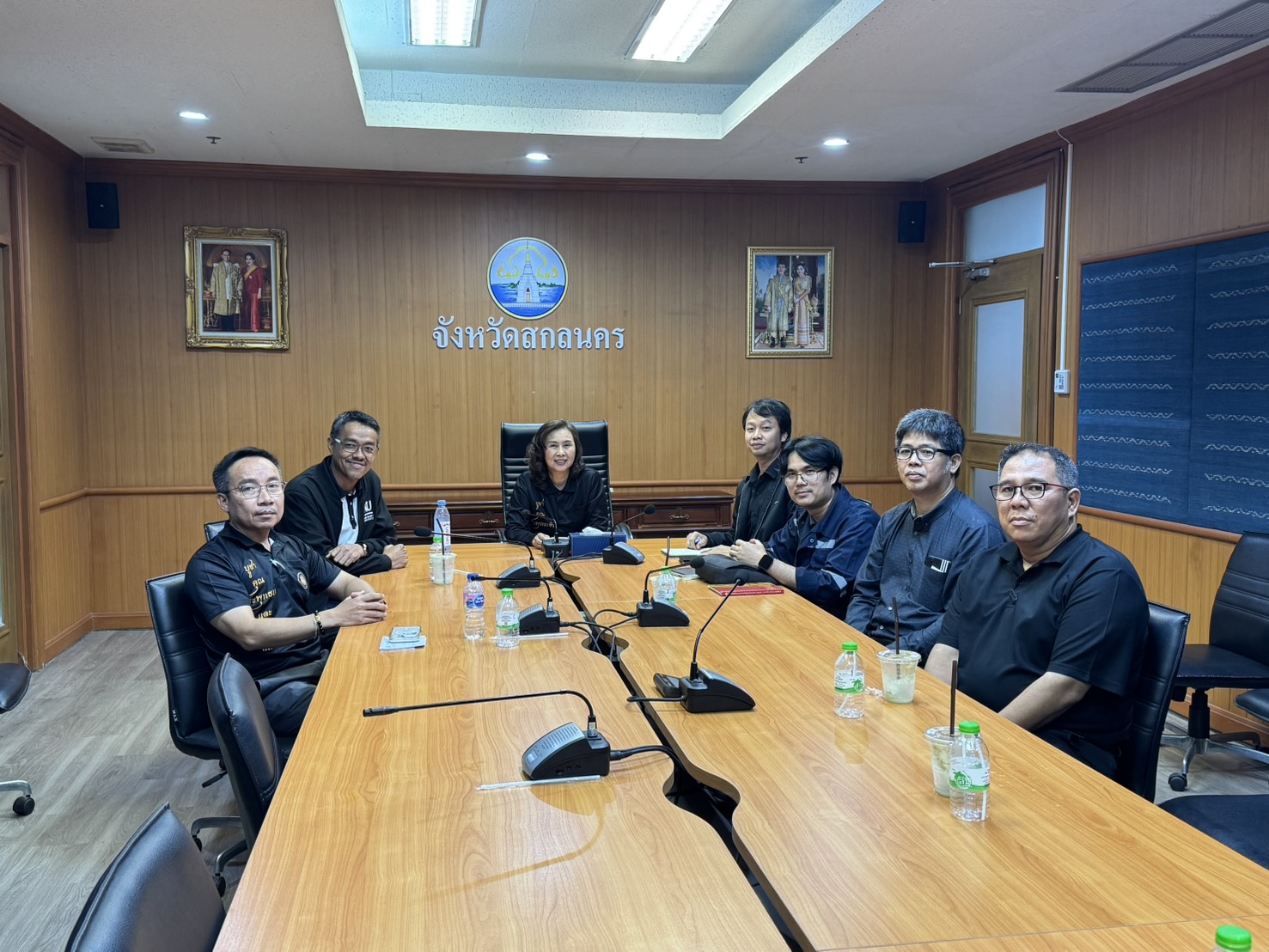 คณะอุตสาหกรรมและเทคโนโลยี เข้าพบผู้ว่าราชการจังหวัดสกลนคร เพื่อหารือการพัฒนานวัตกรรม “เครื่องรีดน้ำจอกหูหนูยักษ์ต้นแบบ” แก้ปัญหาสิ่งแวดล้อม