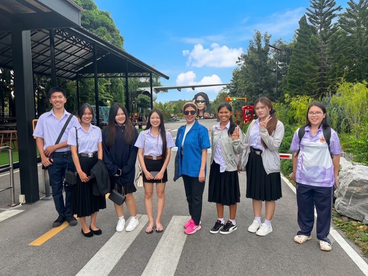 สาขาศิลปศาสตร์ คณะอุตสาหกรรมและเทคโนโลยี ศึกษาเรียนรู้นอกห้องเรียนสู่ประสบการณ์ธุรกิจจริง ณ ซี สตาร์ แอนด์ ฟาร์เรส รีสอร์ท