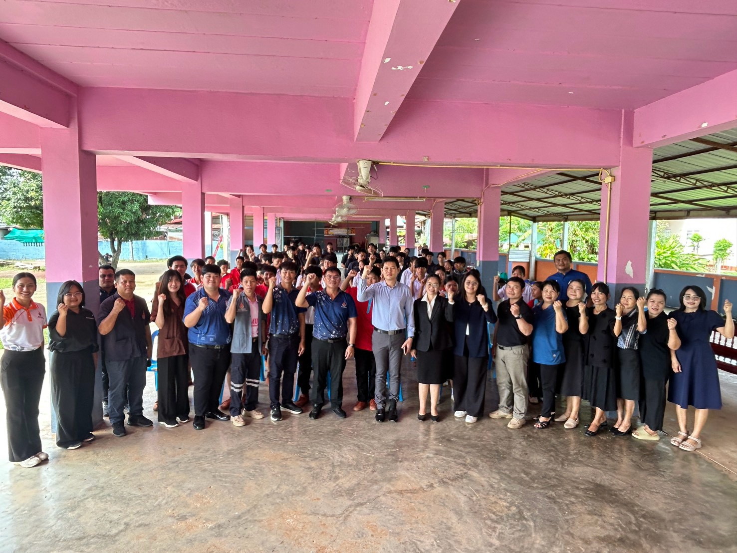 โรงเรียนสาธิตเตรียมวิศวกรรมและเทคโนโลยี จัดค่ายอาสาพัฒนาโรงเรียนบริการวิชาการสู่ชุมชน ประจำปีการศึกษา 2569